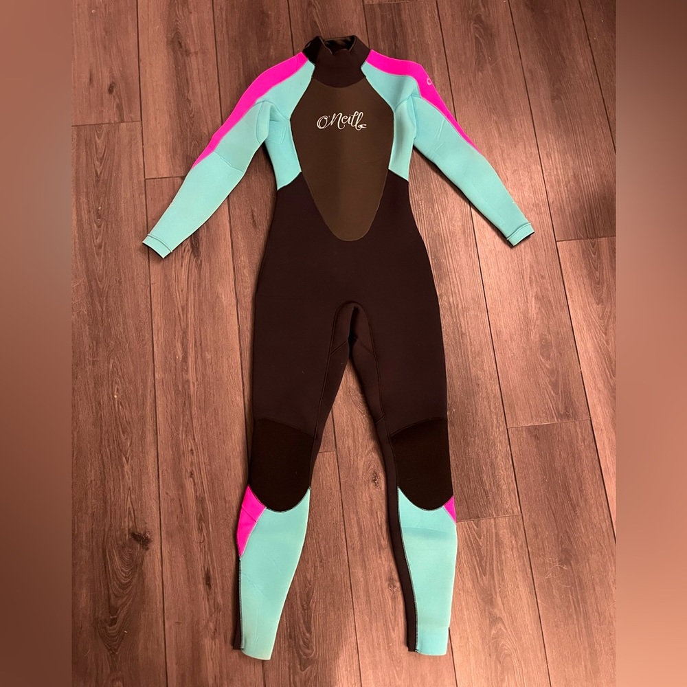 O’Neill Women’s 4/3 Wetsuit, Size 6, Aqua/Berry, NWOT